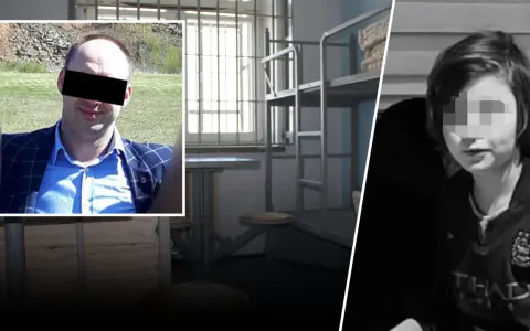 Mężczyzna w kratkę i dziecko w czarnej koszulce. W tle cela więzienna z łóżkiem piętrowym i kratami.