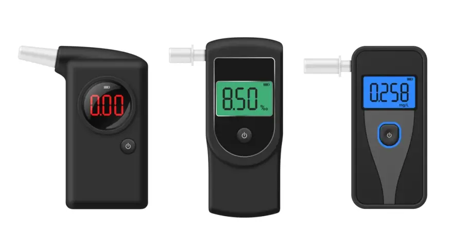 Trzy alkomaty pokazują różne wyniki: 0.00, 8.50‰ i 0.258 mg/L. Które badanie alkomatem się liczy? Zależy od kontekstu i urządzenia.